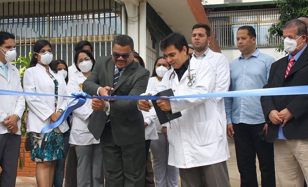 Er Conde inauguró un “CondeSalud” en Anzoátegui